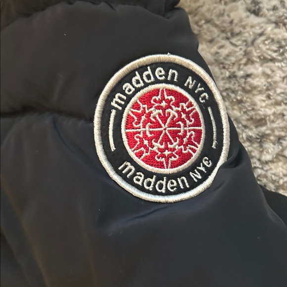 Madden Black Puffer Jacket with Faux Fur Hood size MM - Picture 3 of 16